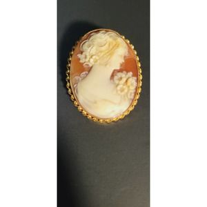Vintage  Carved Shell Cameo Woman Flowers in Gold Filled Brooch Pin